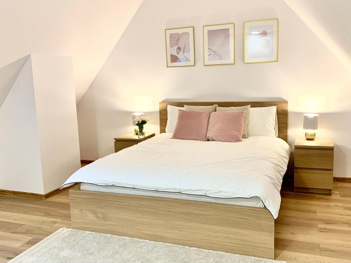 Hotel, Apartament Pod Zlotym Lwem W Samym Centrum Miasta Z Darmowym Parkingiem VII 克沃兹科 外观 照片